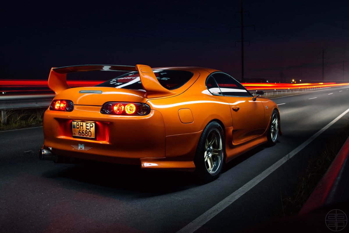 Toyota Supra a80 Orange