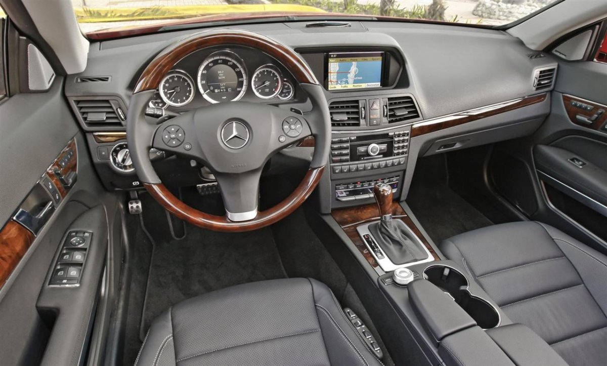 Мерседес e350 салон