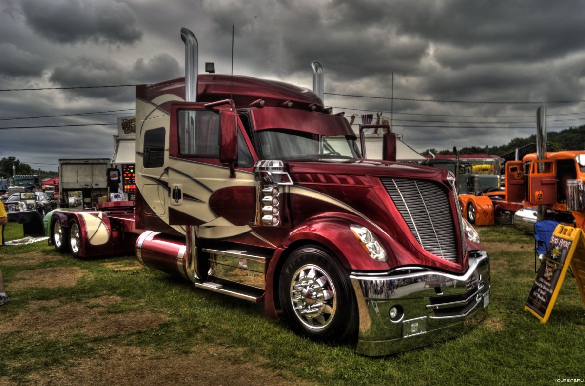 Тягач International Lonestar