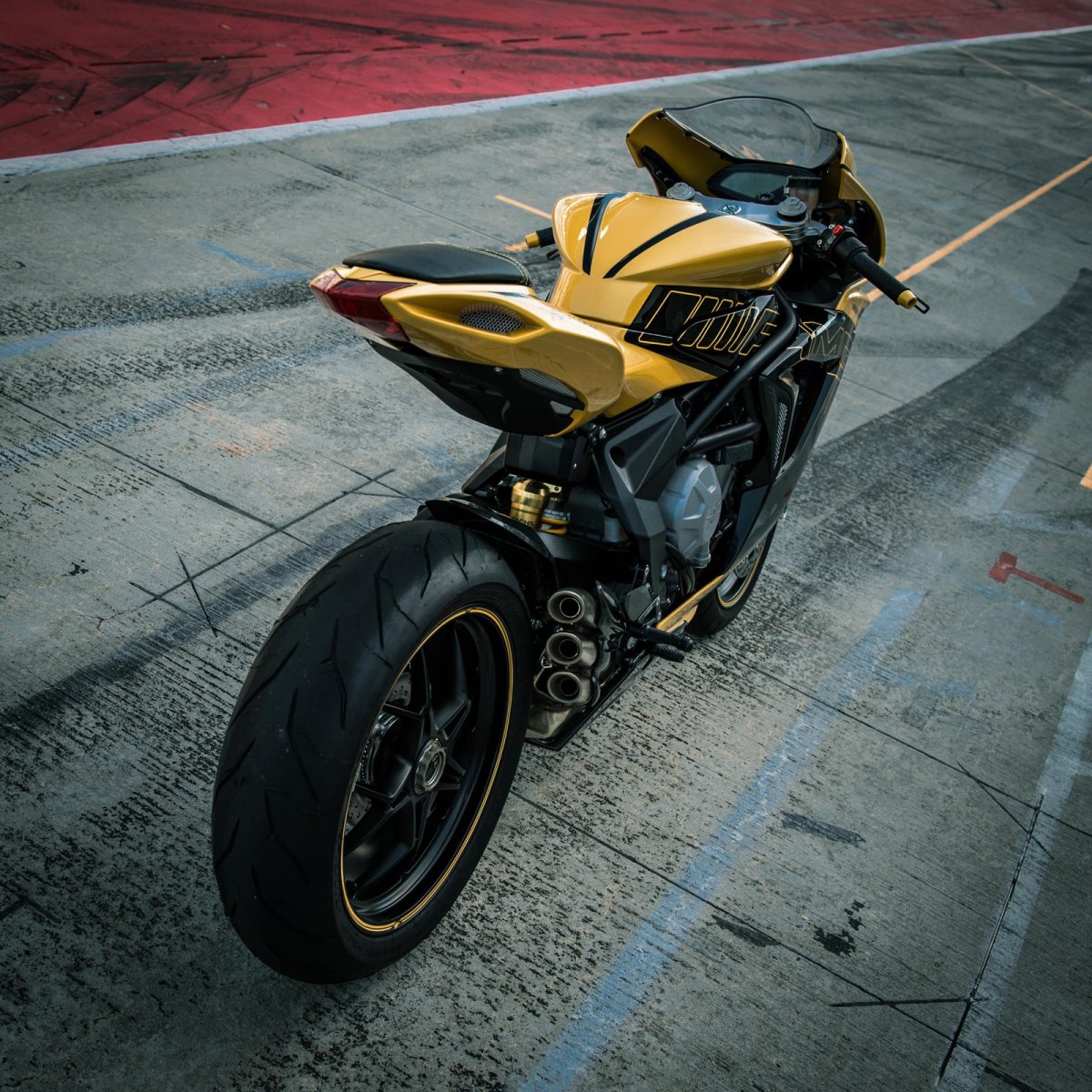 Mercedes Benz MV Agusta f3 800