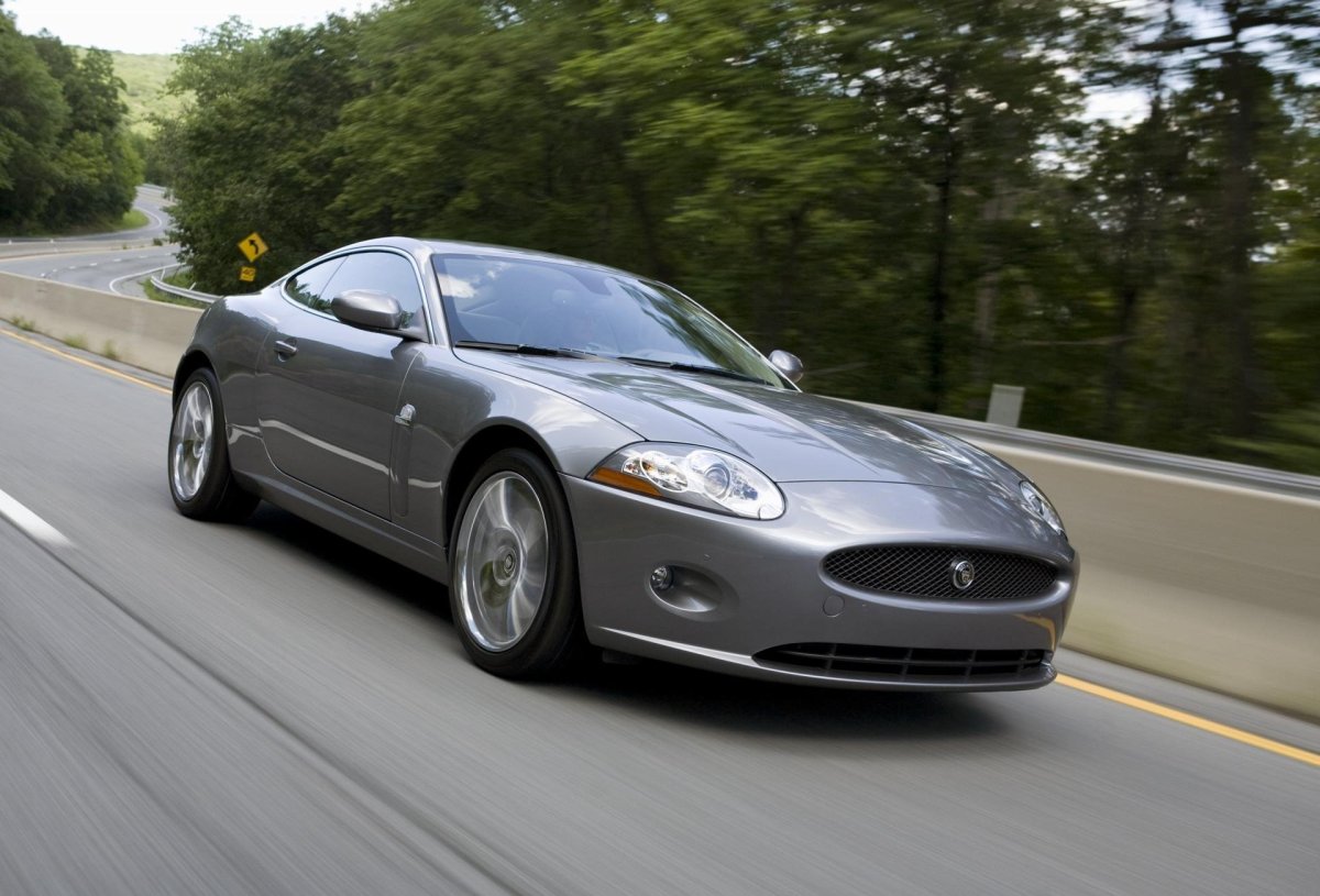 Ягуар XKR 2011