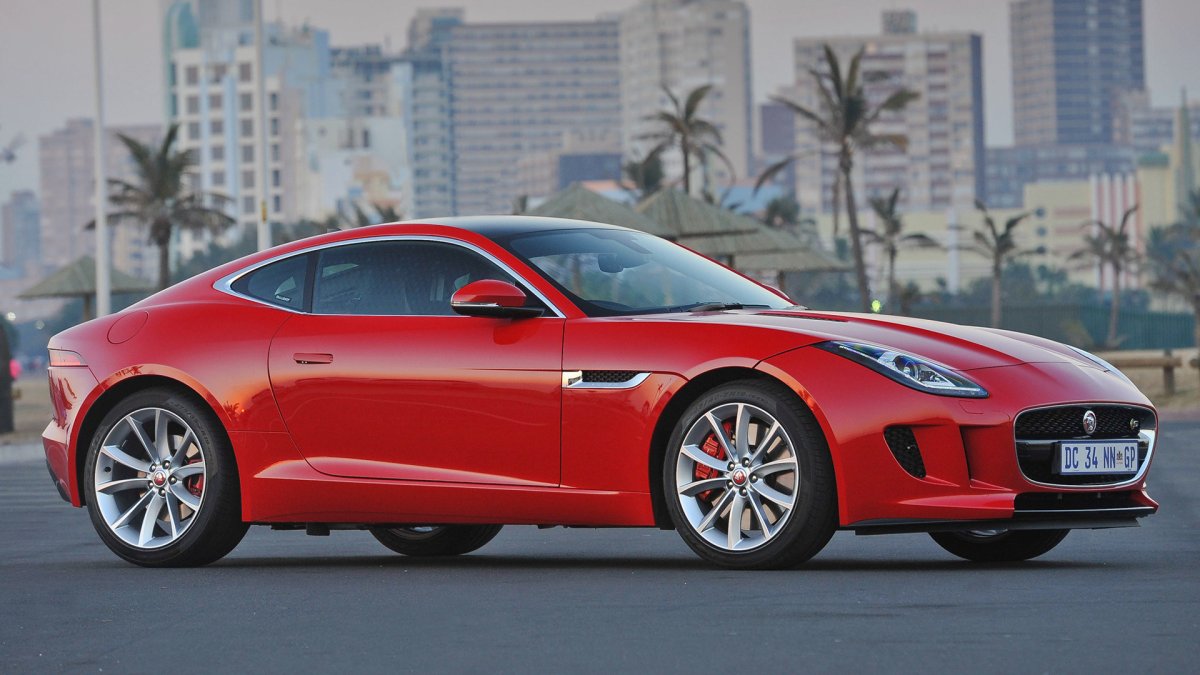 Jaguar f Type 2020 Red