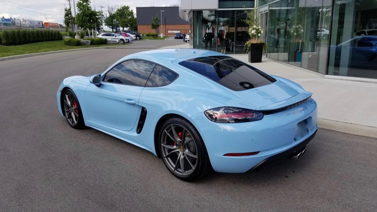 Porsche Cayman s Blue