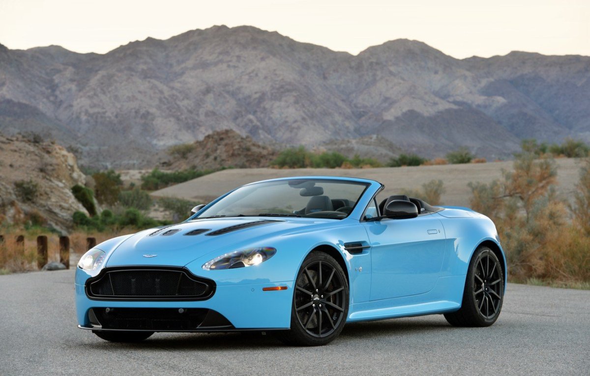 Aston Martin v12 Vantage s