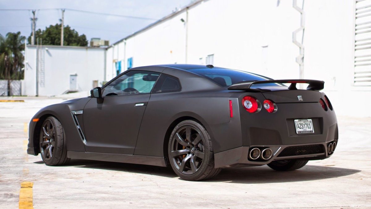 Nissan GTR Matte