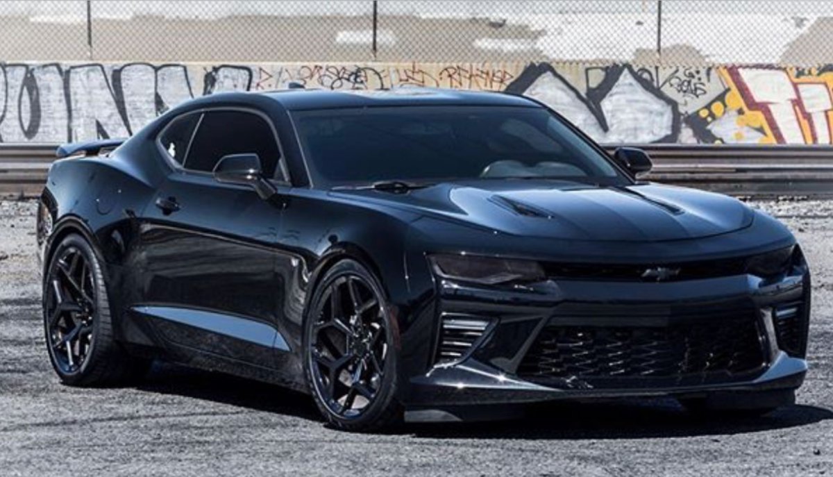 Chevrolet Camaro zl1 черный
