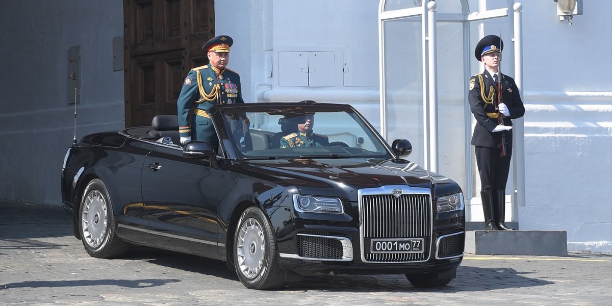 Машина президента России Аурус