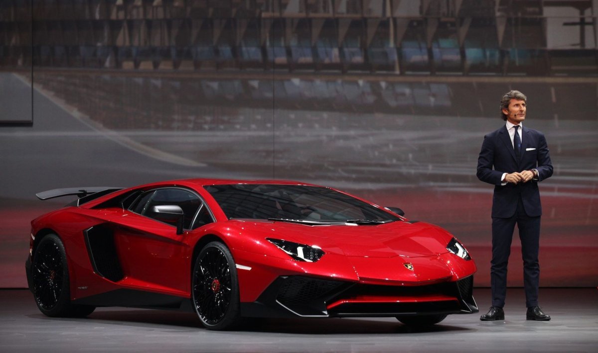 Ламборджини авентадор 2015