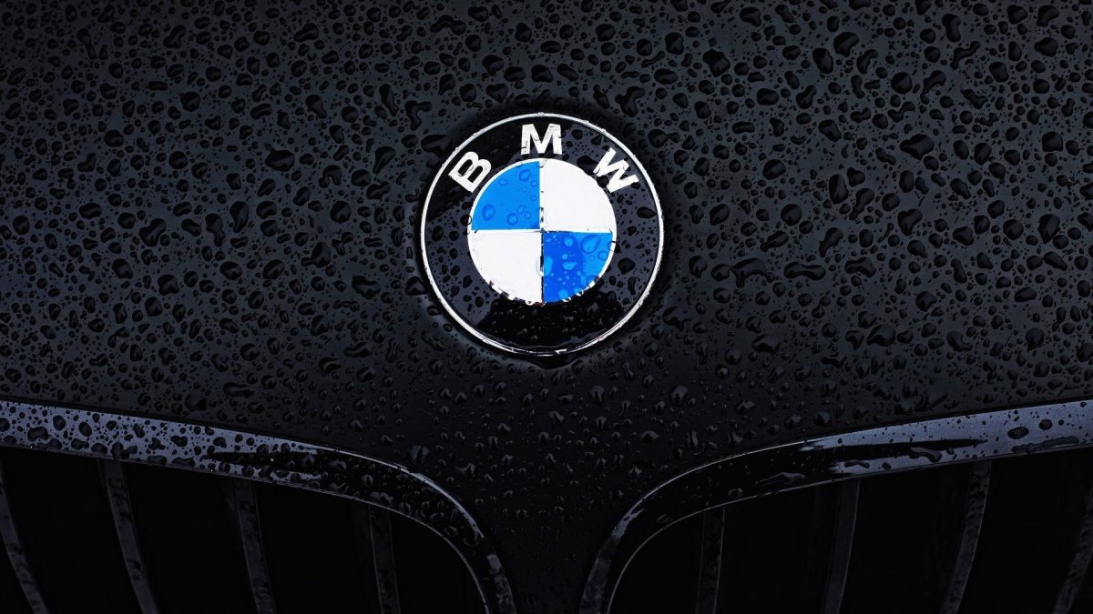BMW logo 2021