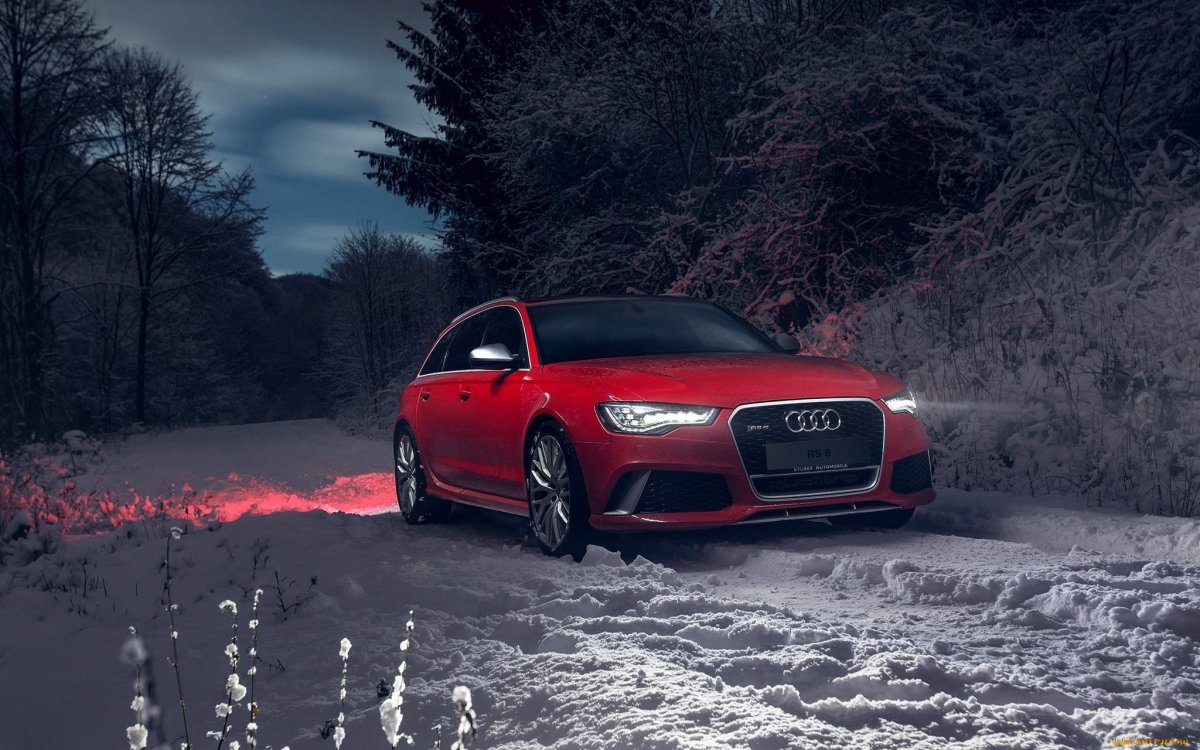 Audi rs6 зима красная