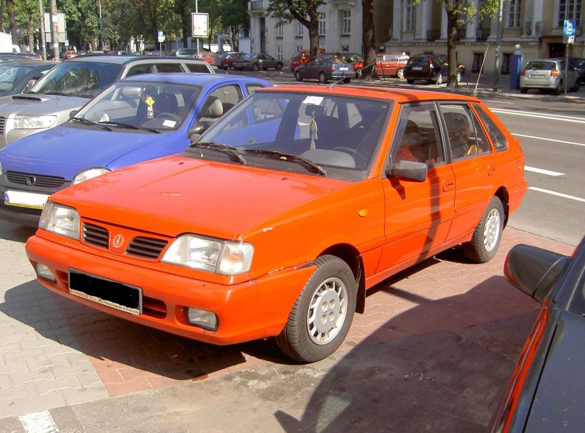 Полонез 1986 оранжевый