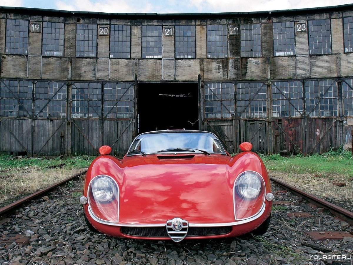 Автомобиль Альфа Ромео 33 Stradale