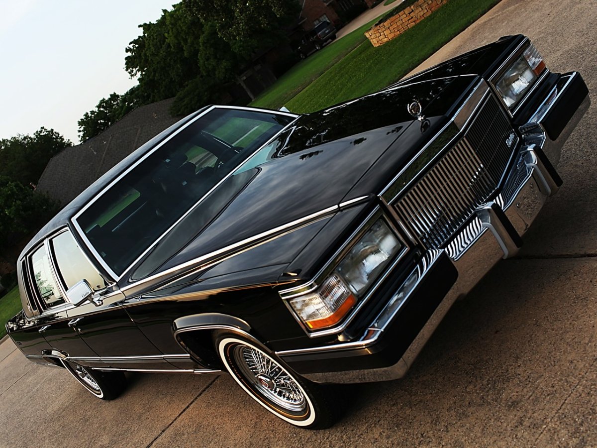 Cadillac Brougham