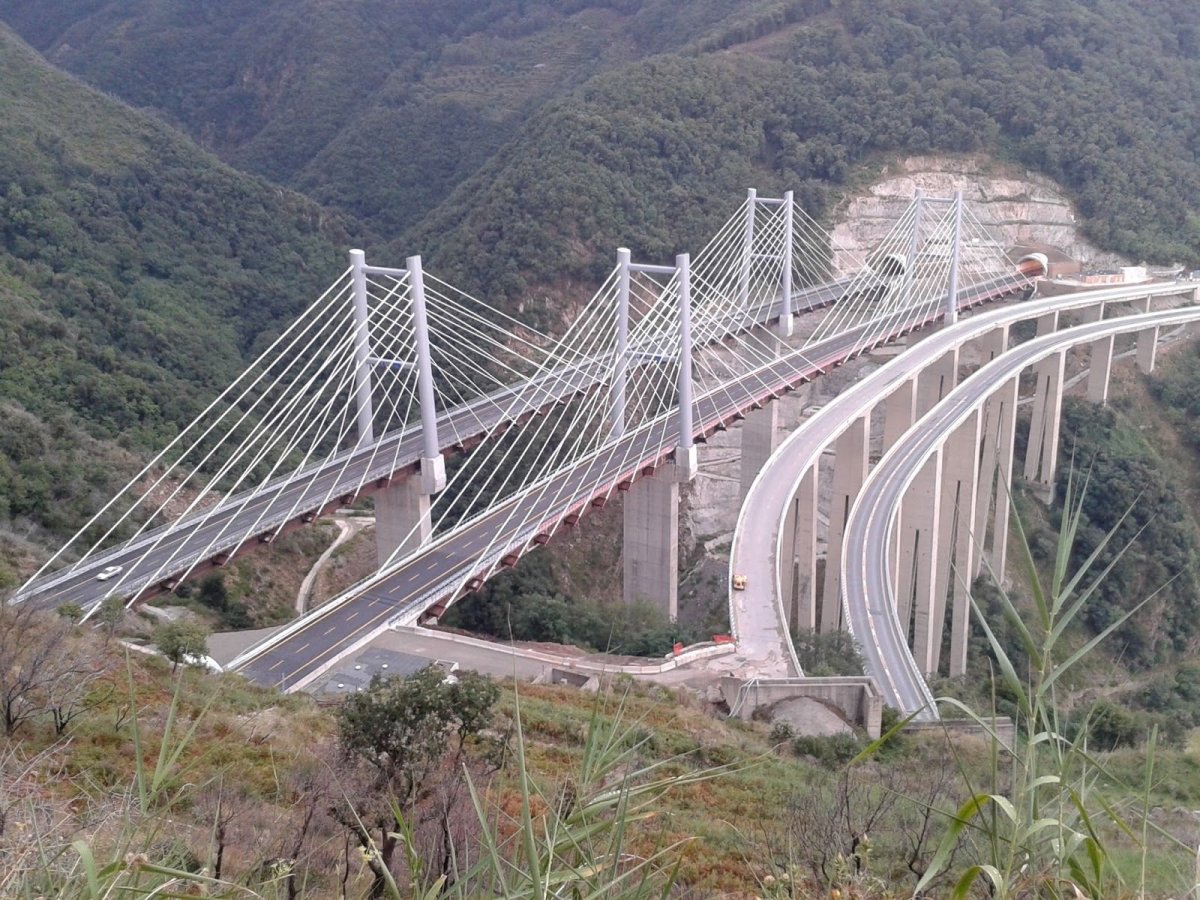 Мост виадук в Италии