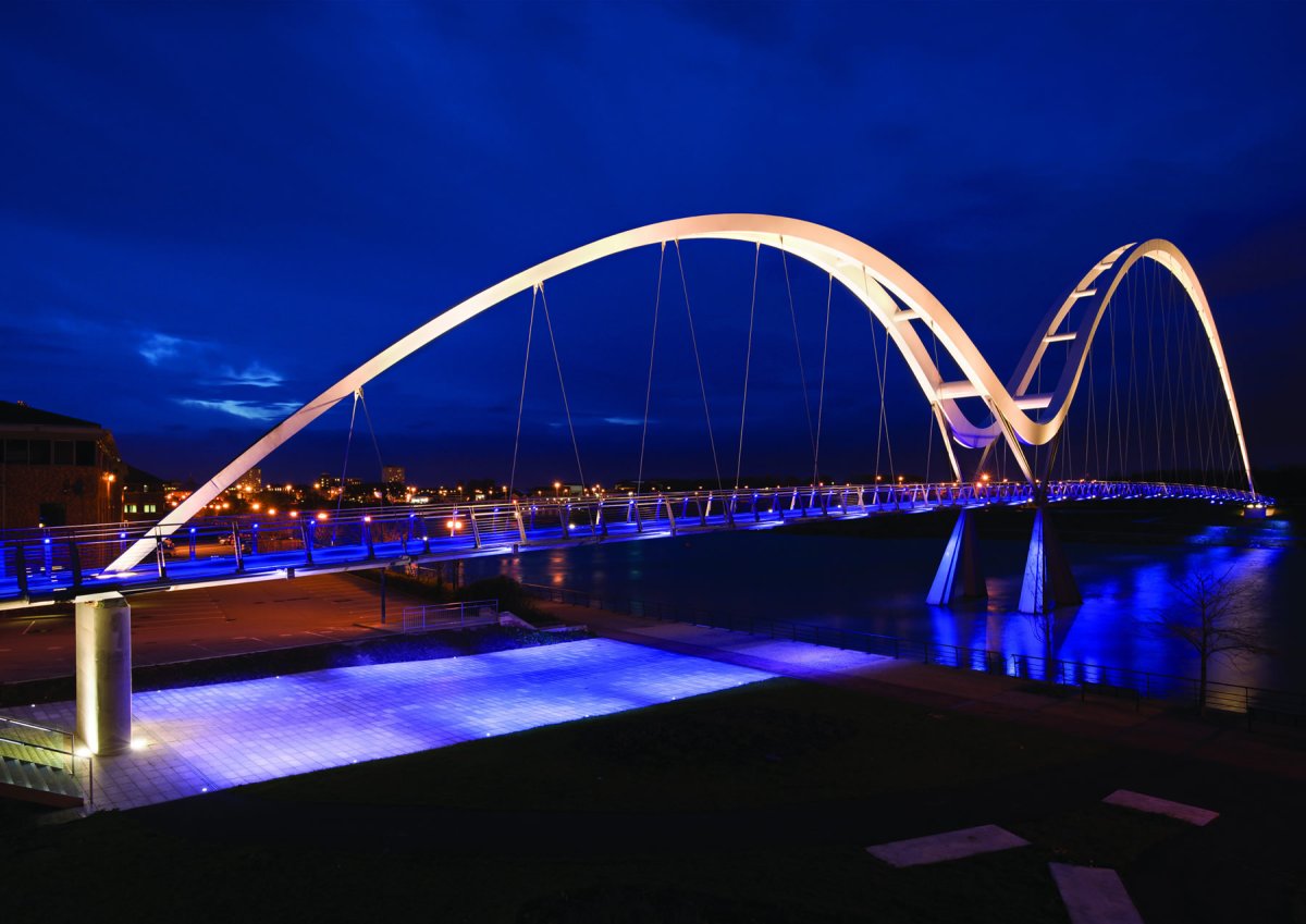Самые красивые подсветки мостов в мире