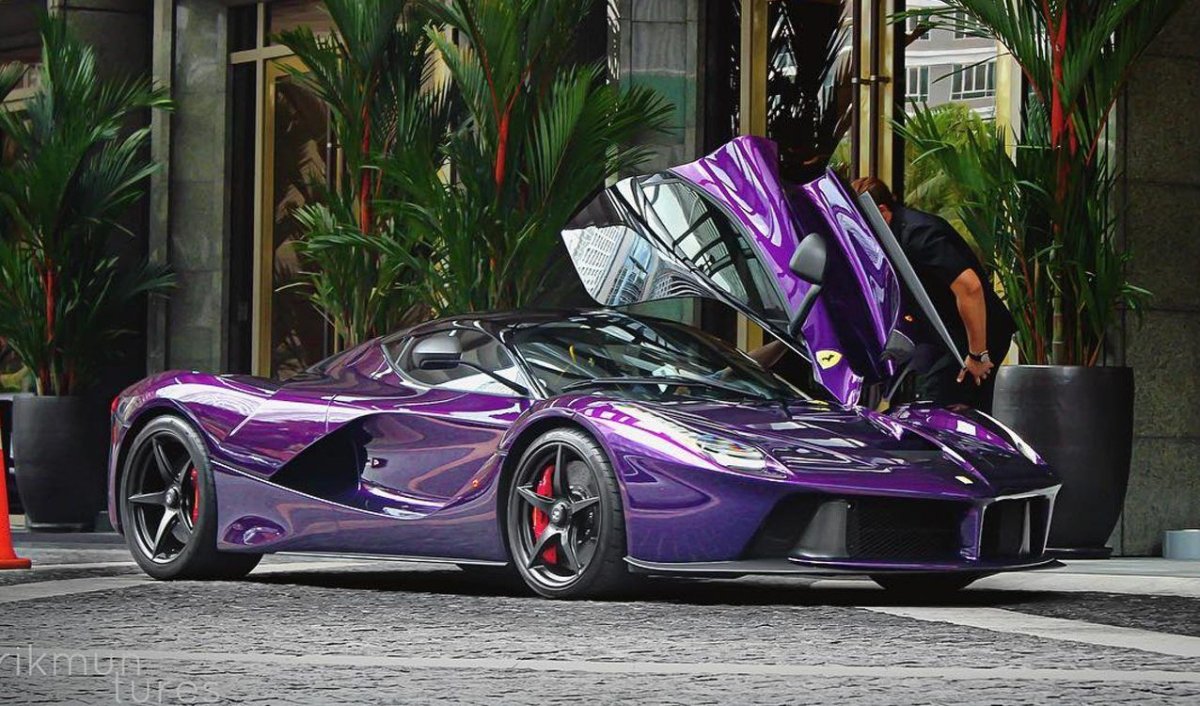 Ferrari 488 Purple