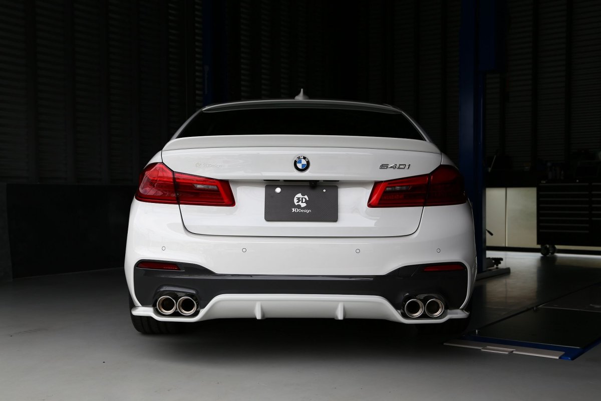 Задний диффузор BMW g11