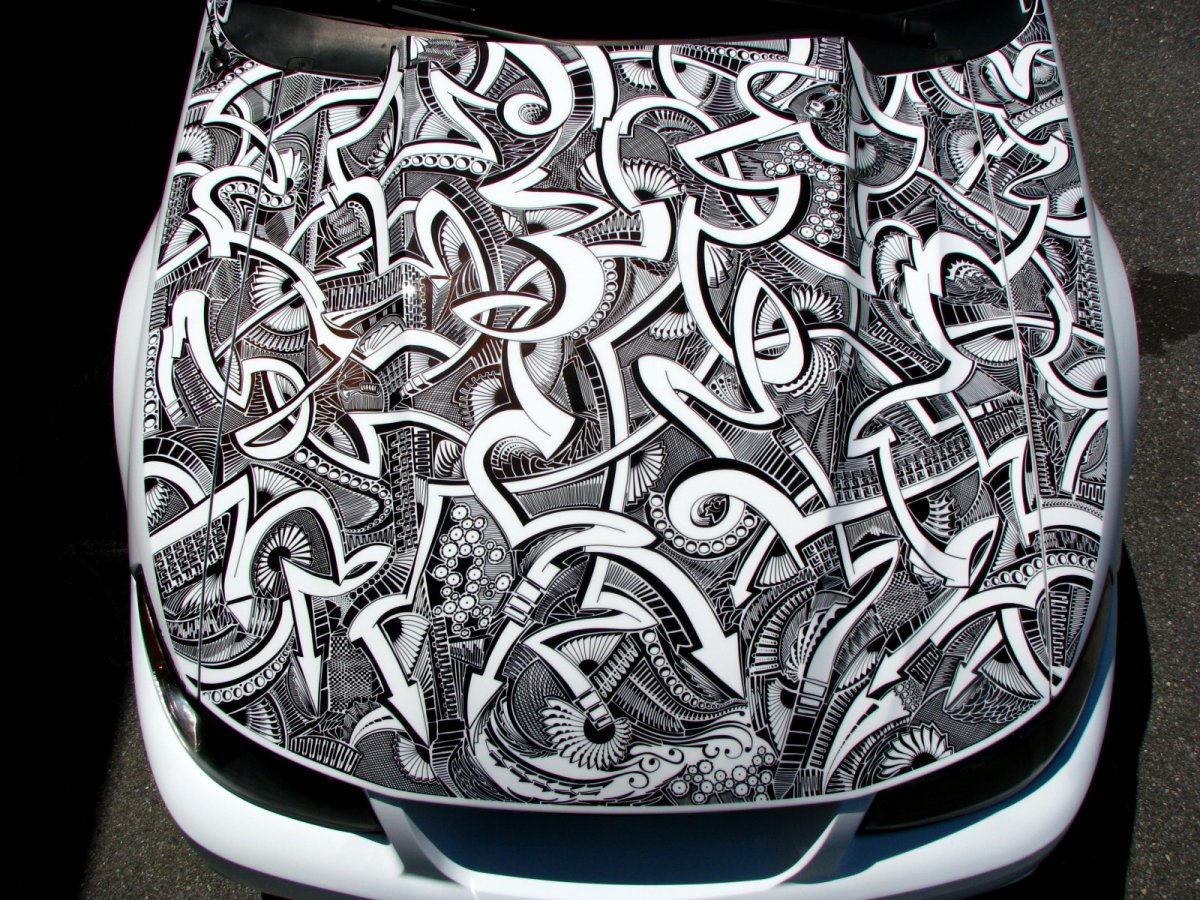 Узоры черным маркером