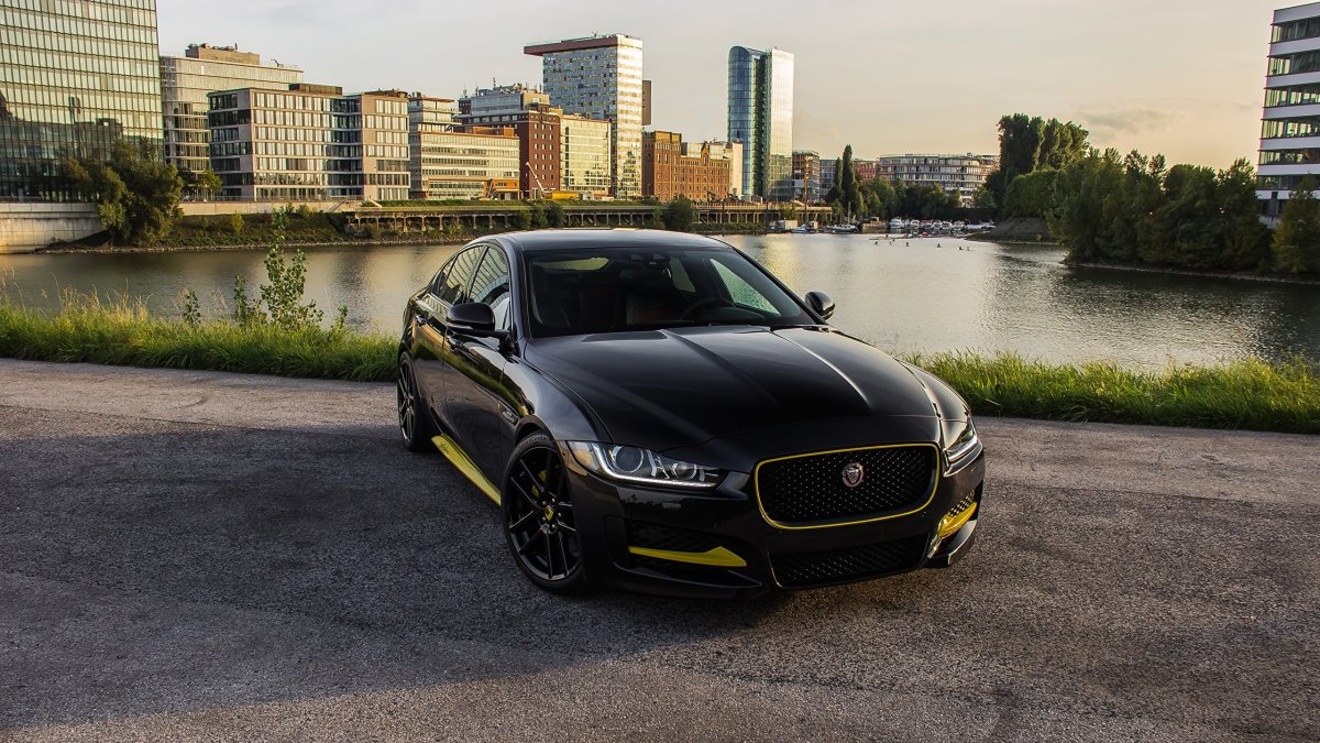 Jaguar xe 4k