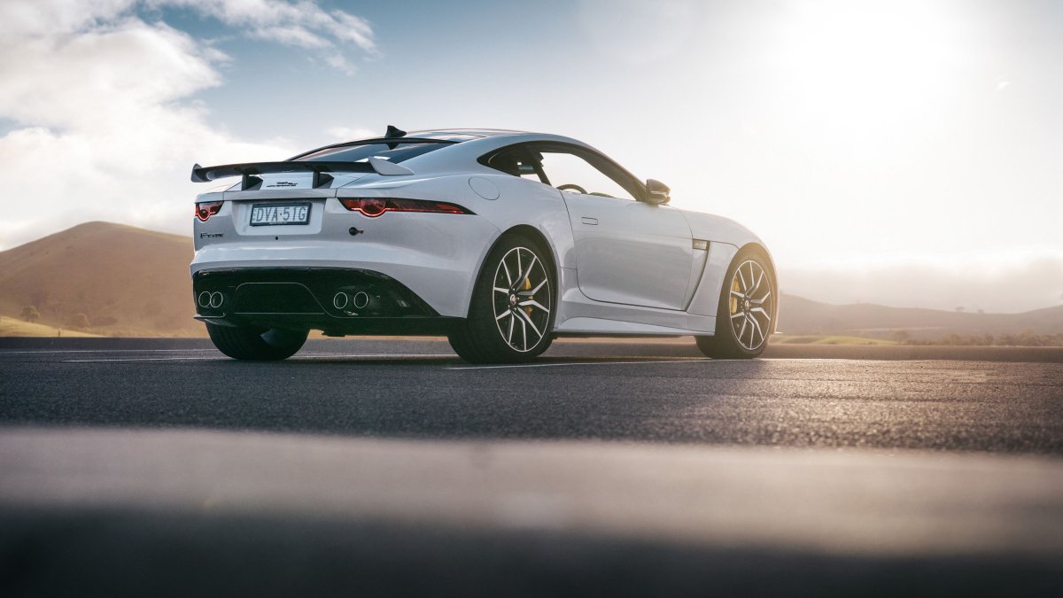 Jaguar f-Type SVR 2018