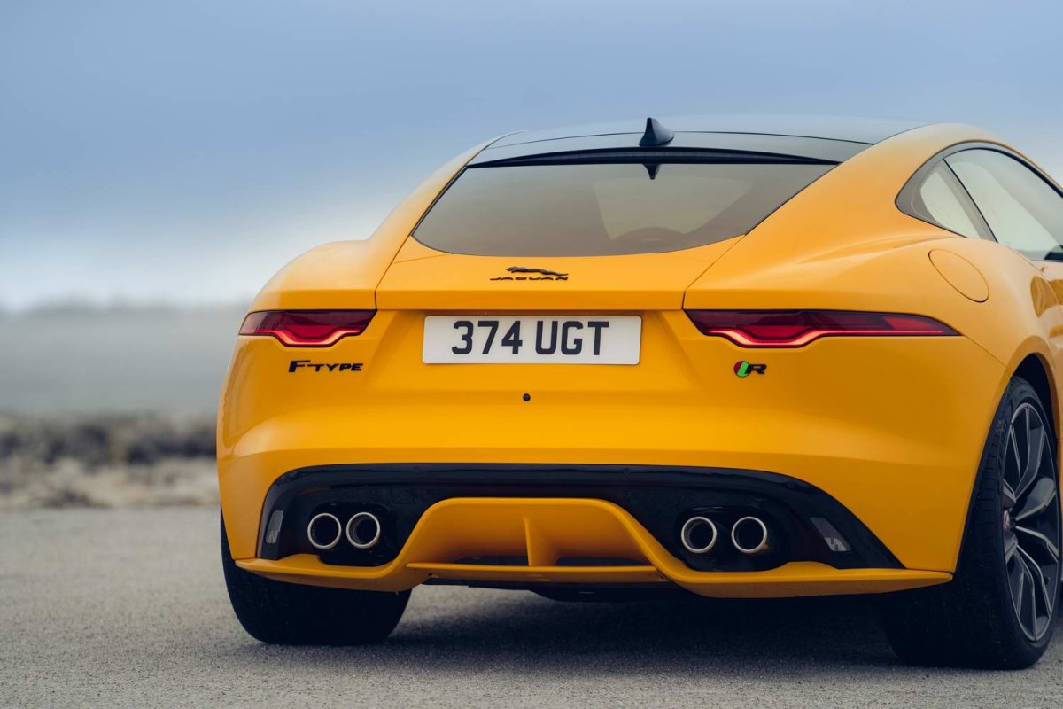 Jaguar f-Type r 2021
