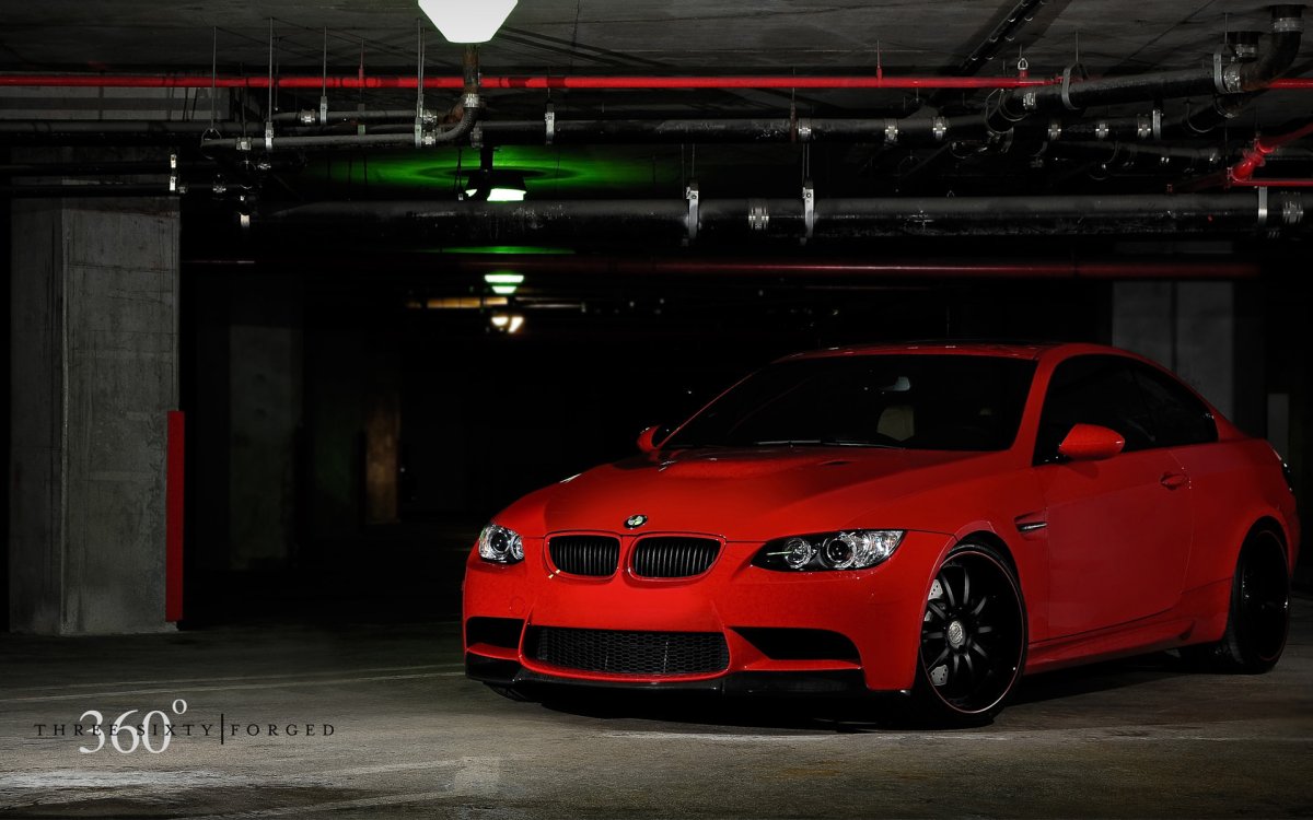 BMW m3 красная