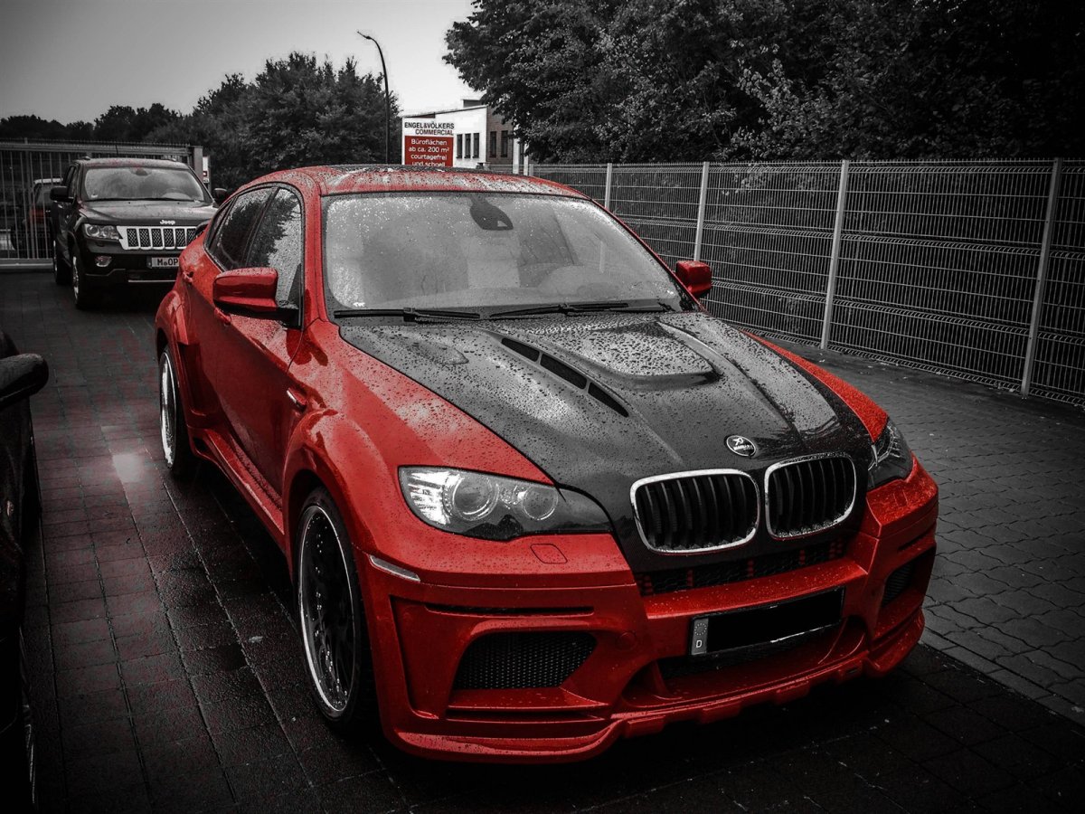 BMW x6m Red