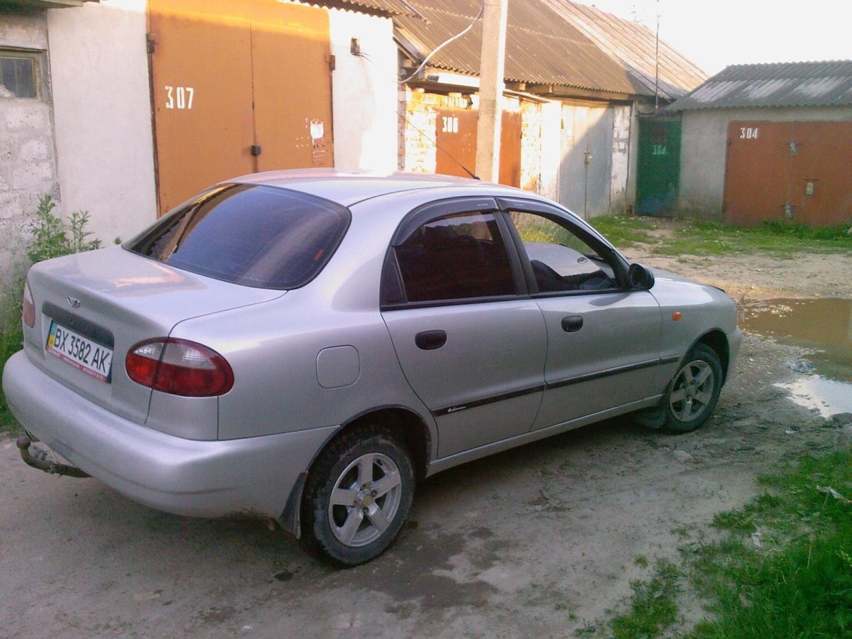 Дэу Ланос 2007