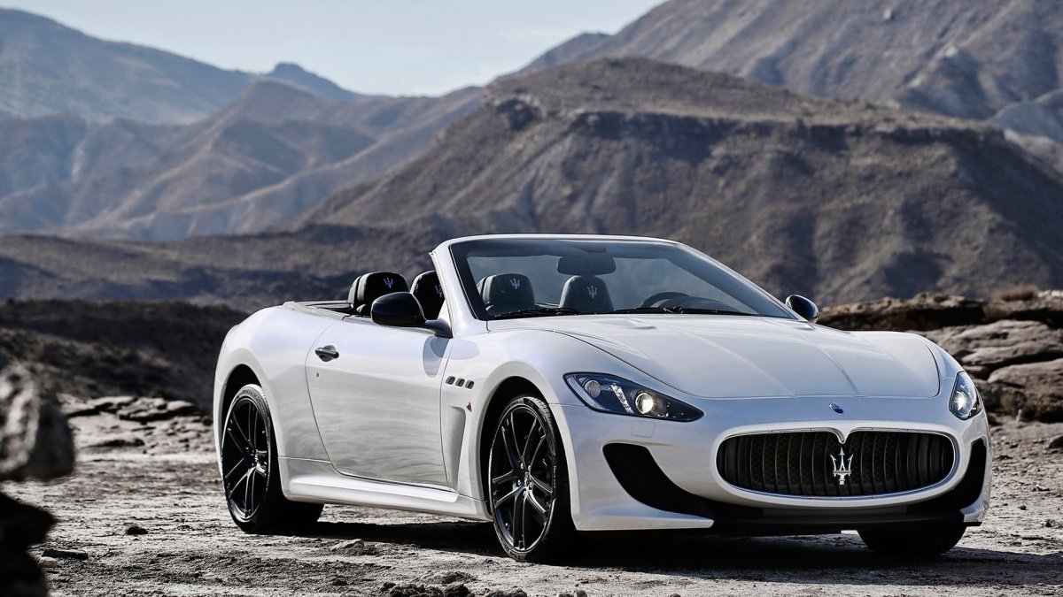 Maserati GRANCABRIO MC 2013