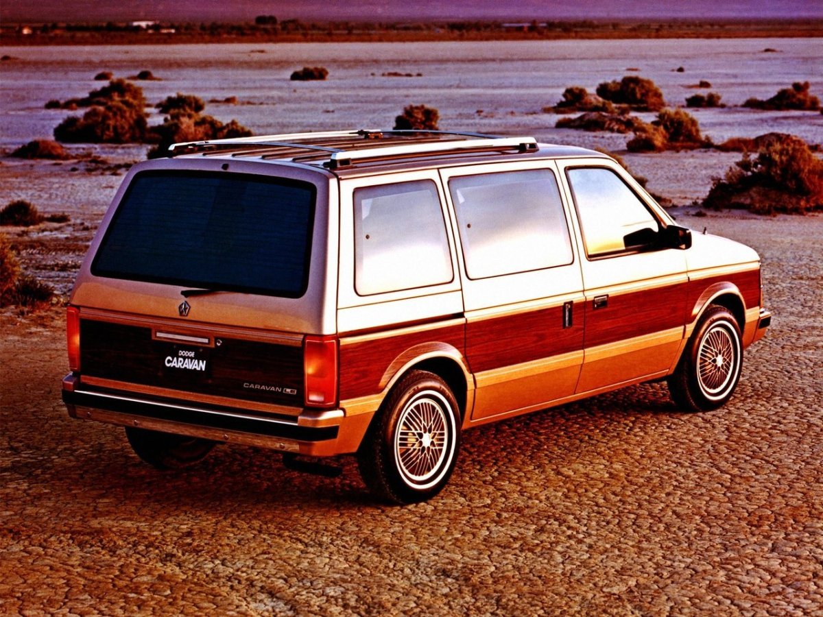 Chrysler Caravan 1990
