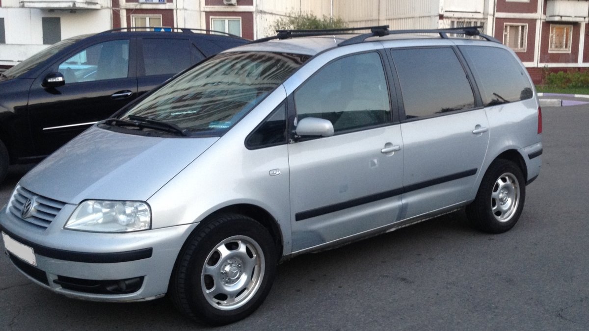 Volkswagen Sharan 2002 года
