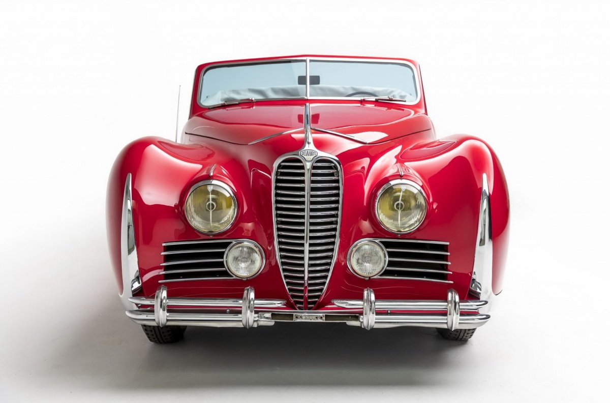 Delahaye 175 с фотомоделью