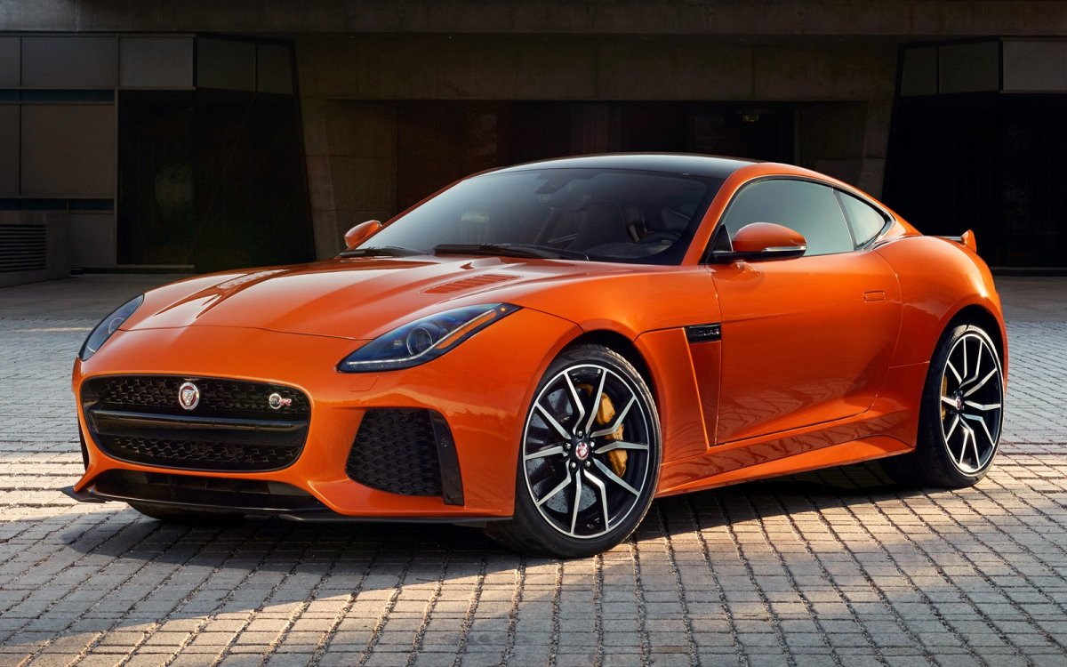 Ягуар f Type SVR