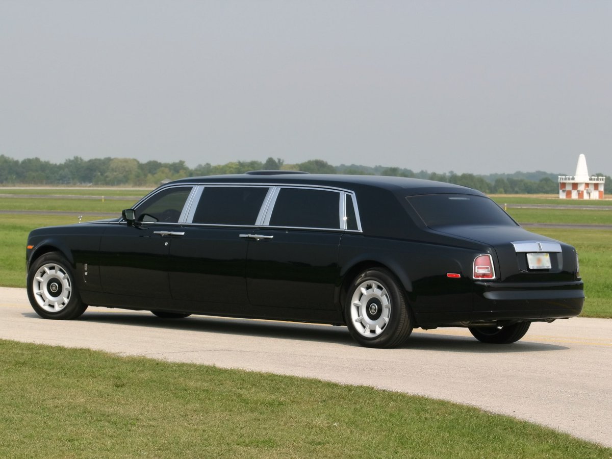 Rolls Royce Phantom лимузин