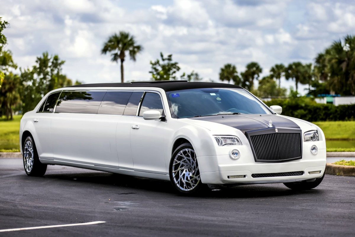 Rolls Royce лимузин