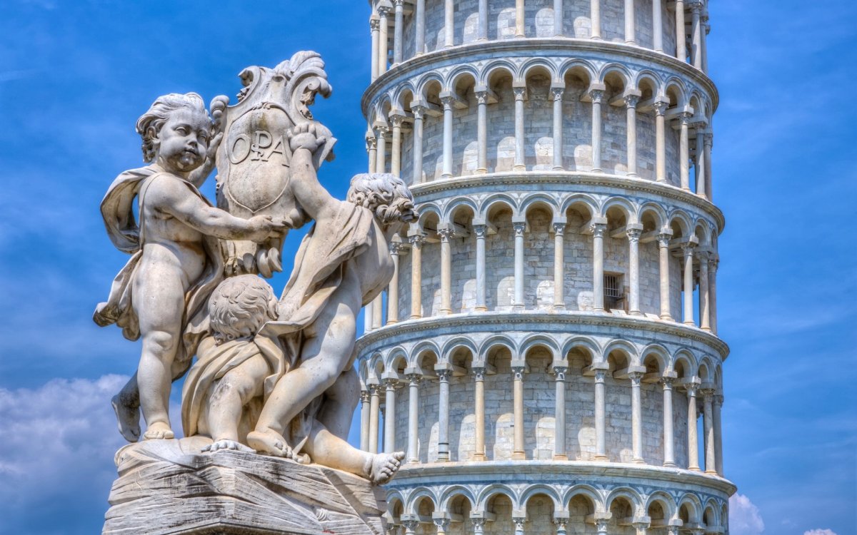 Италия фонтан Пизанская башня