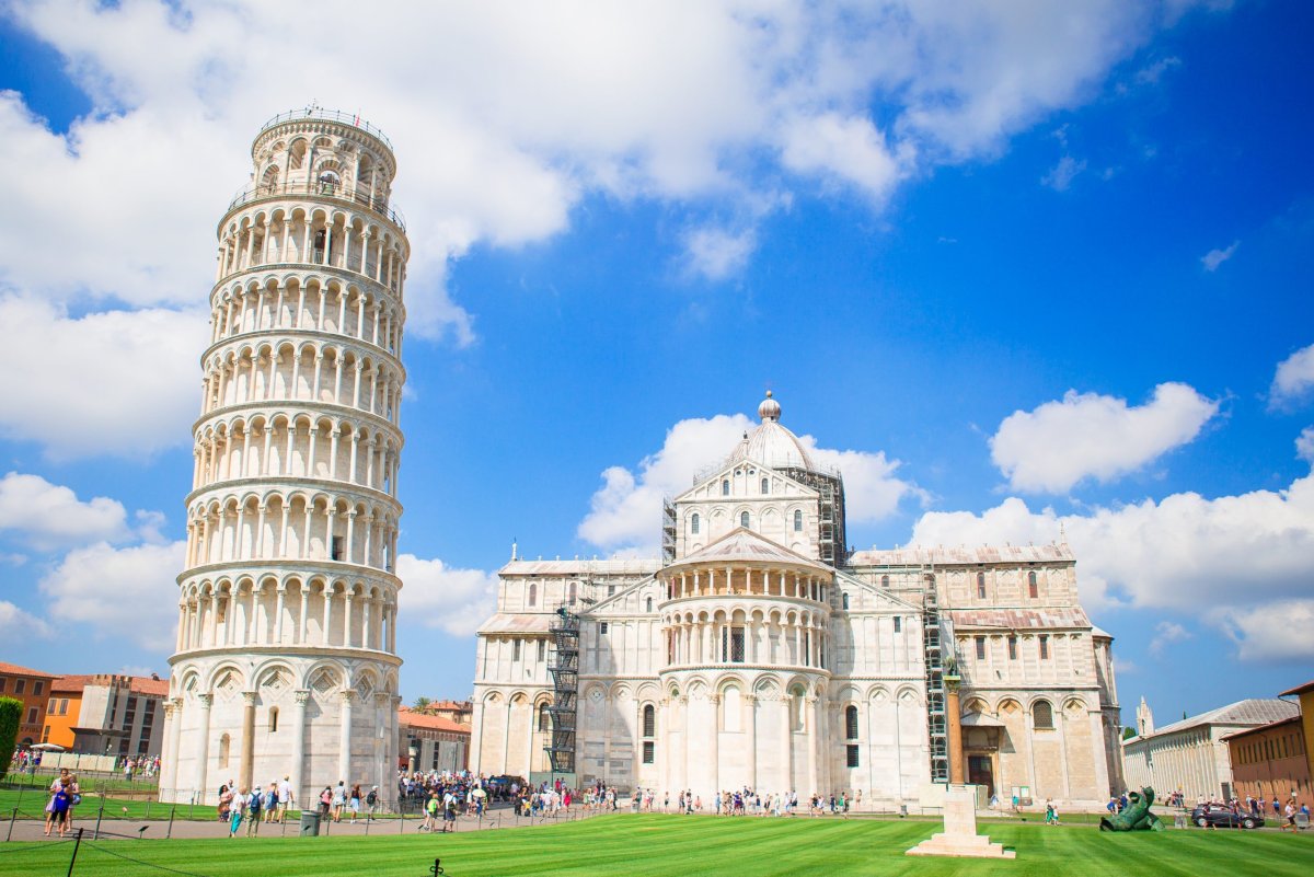 Италия пензиская башня