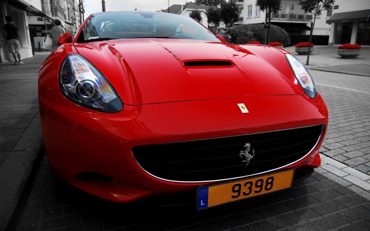 Ferrari California фары