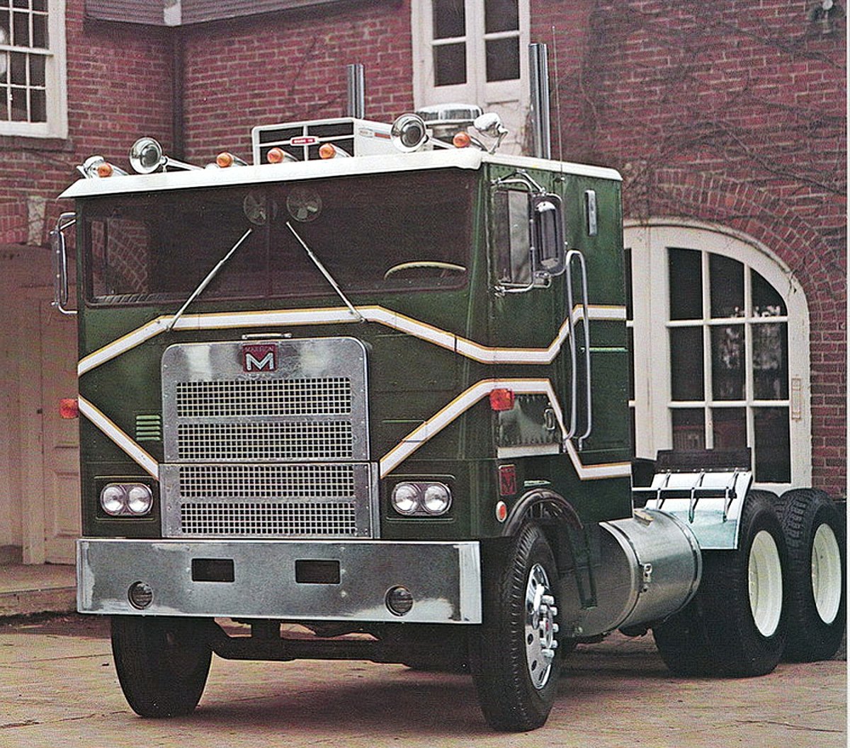 Тягач Marmon 57phr