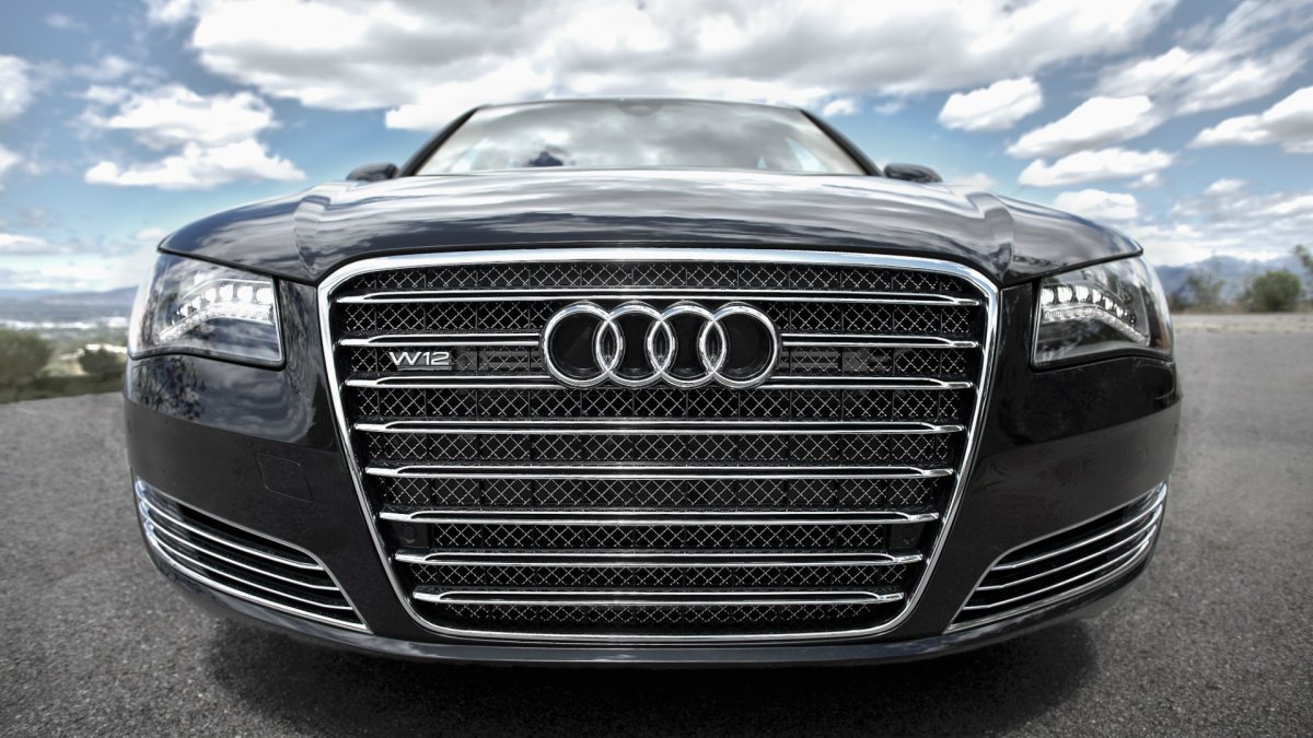 Audi a8 d4 w12