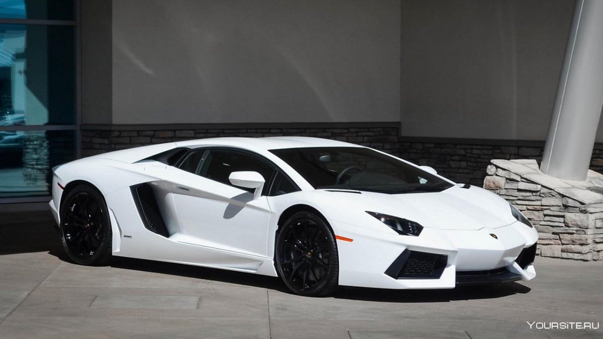 Lamborghini Aventador lp700 White