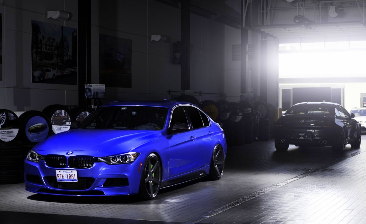 BMW f30 темно синяя