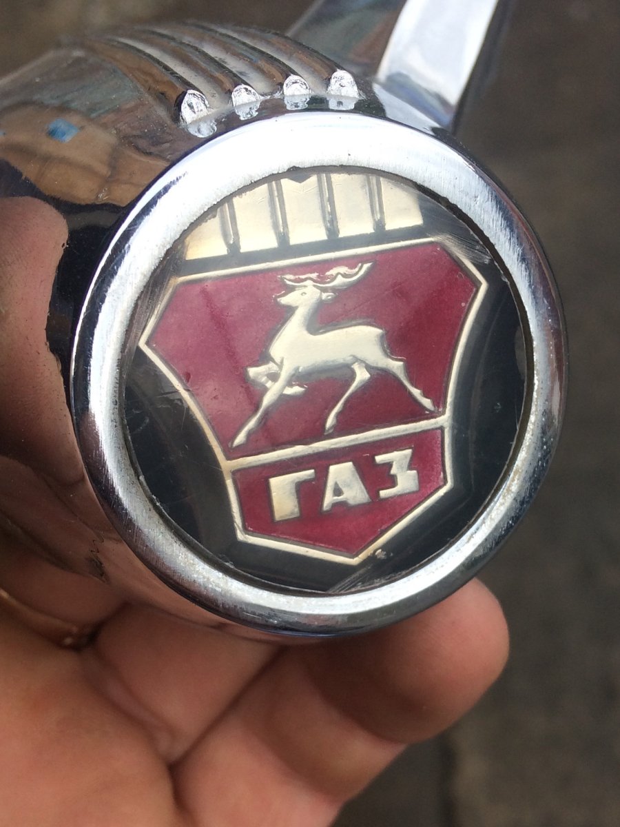 Логотип авто с оленем