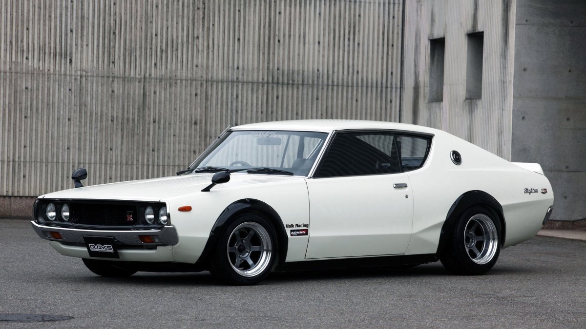 Nissan Skyline c110