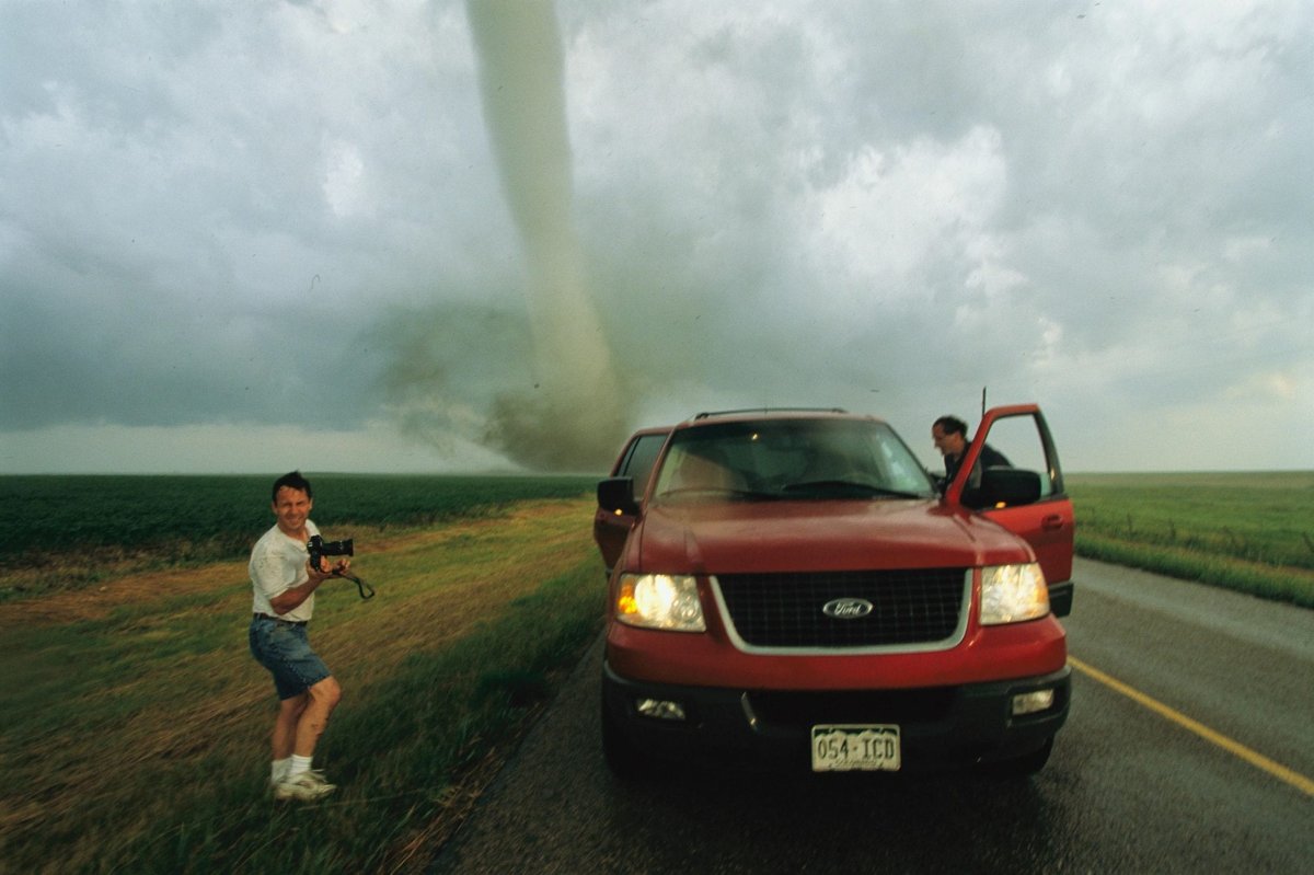 Тим Самарас Storm Chasers