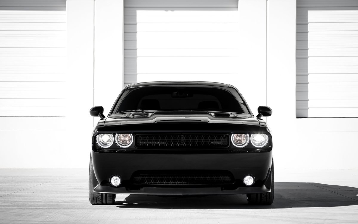 Dodge Challenger srt8 Black