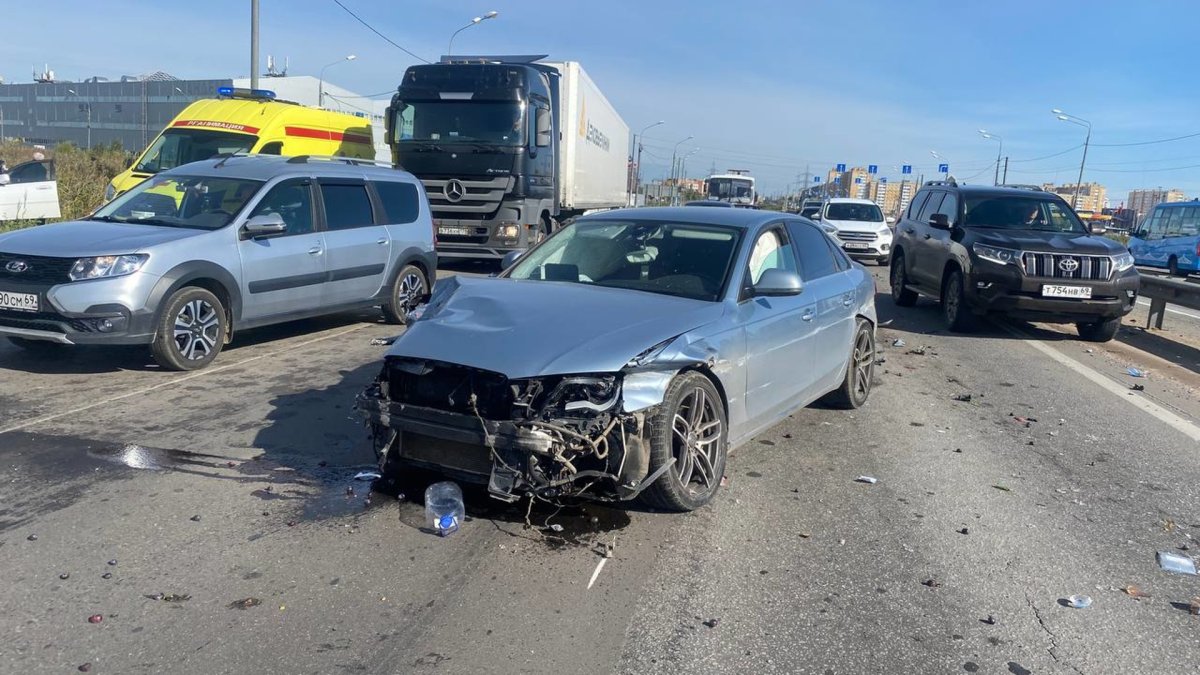 Фото аварий автомобилей