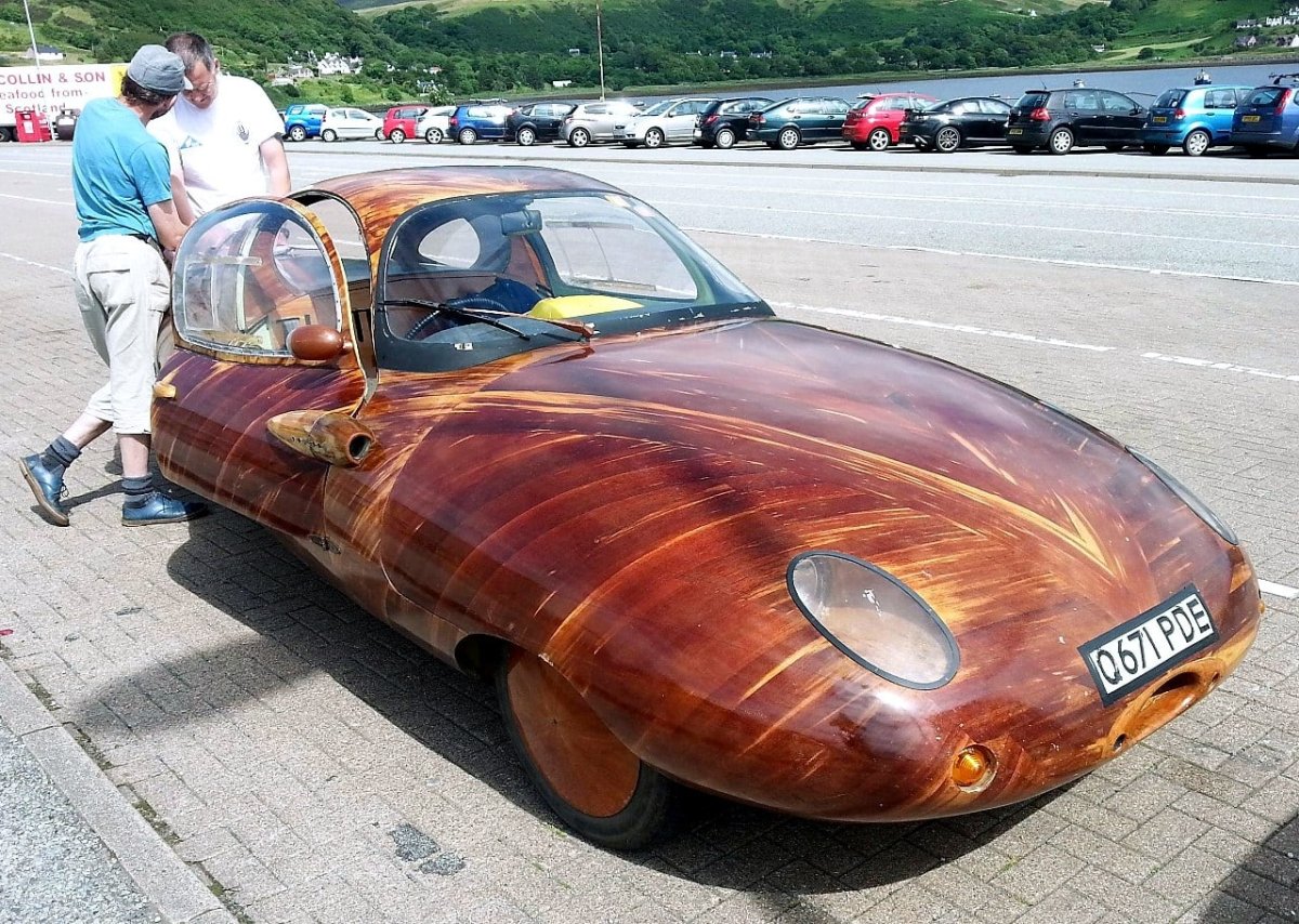 Деревянный автомобиль реальный