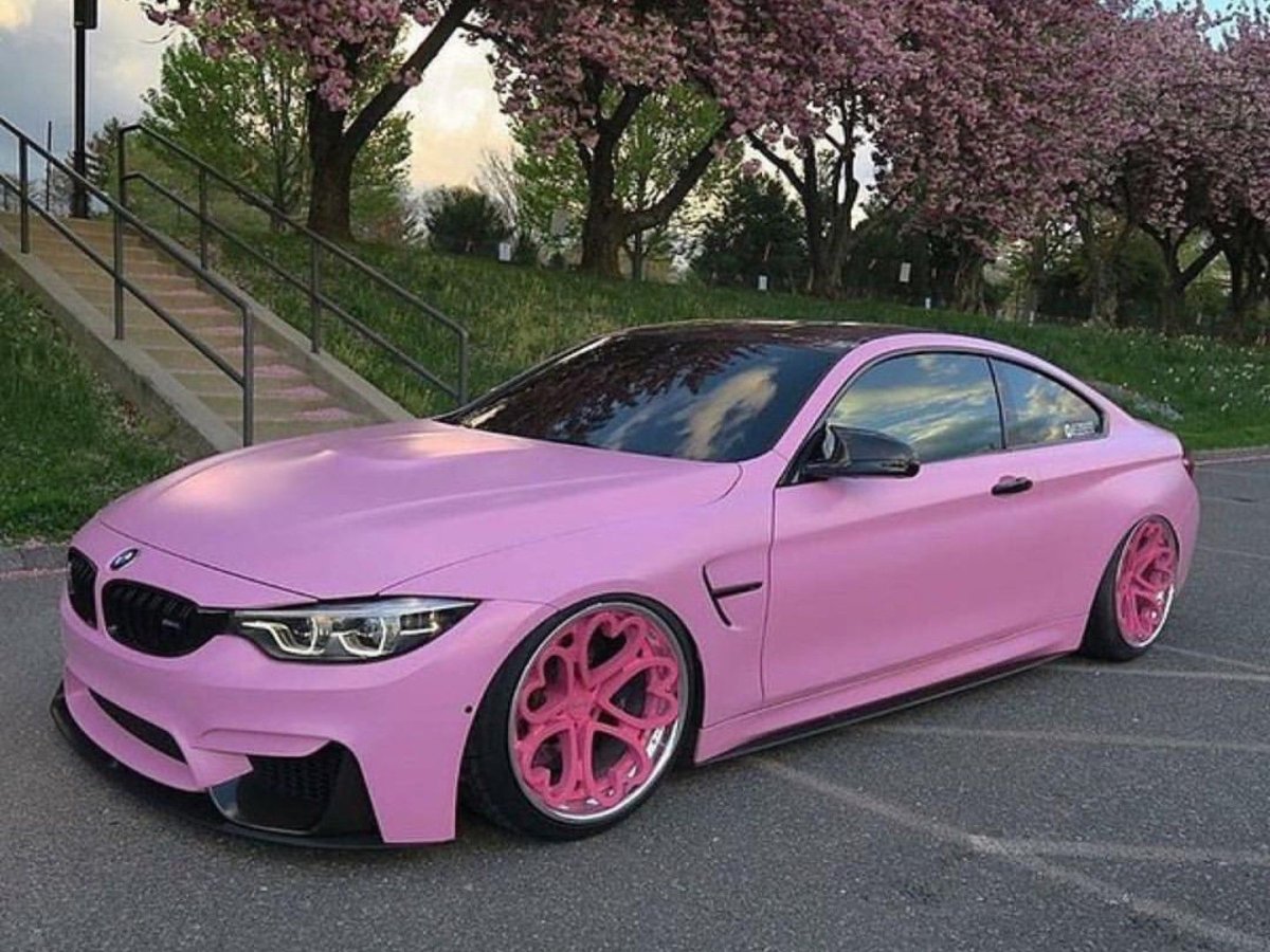 BMW m4 Pink