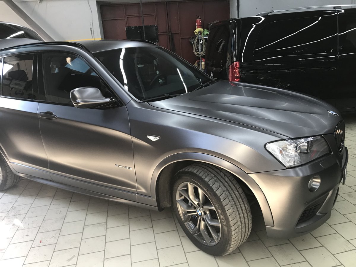BMW x3 f25 в матовой пленке